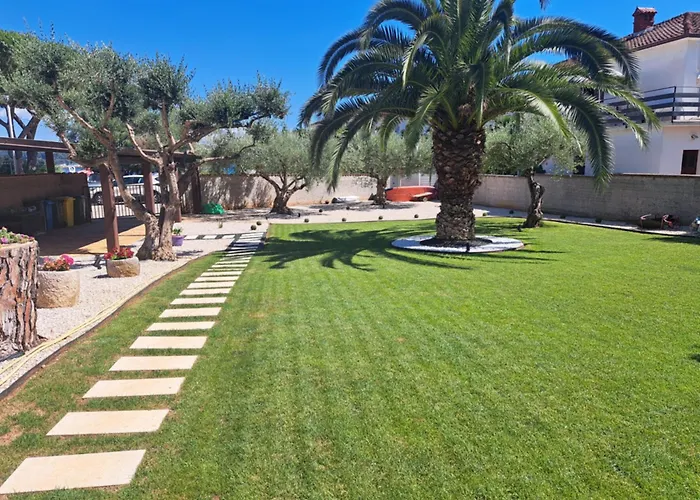 Riva Garden Relax